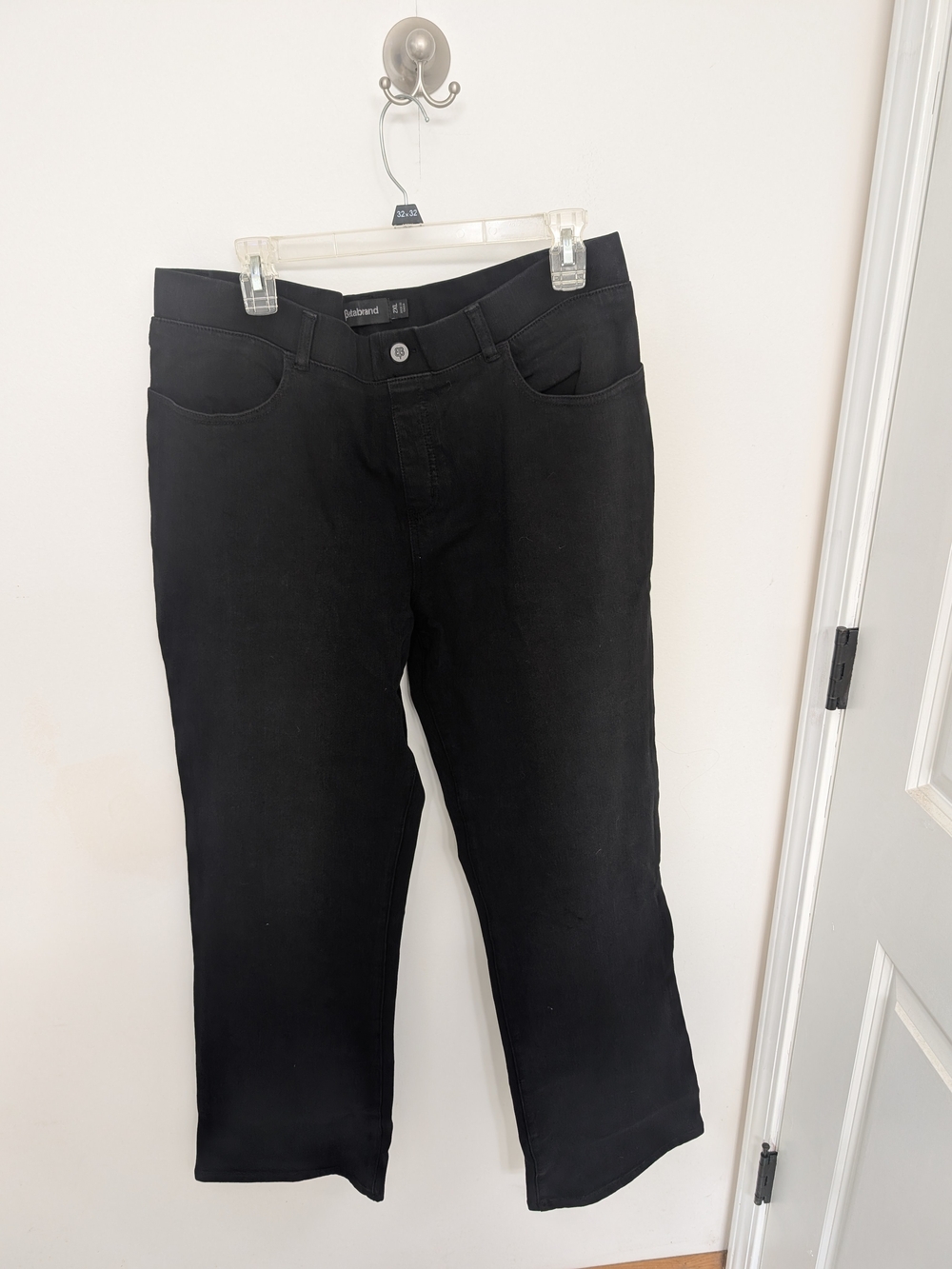 Betabrand Women’s Boot Cut Jeans in Black